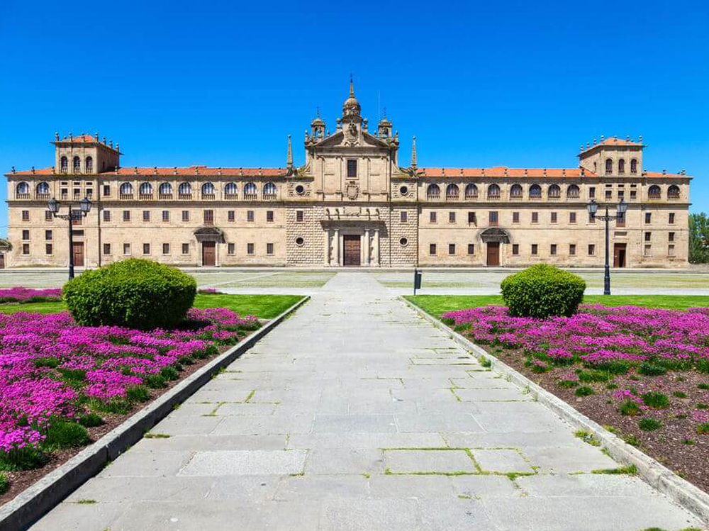 Colegio de los PP. Escolapios de Monforte de Lemos